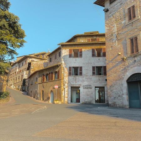 Hotel San Pietro Assisi Bagian luar foto